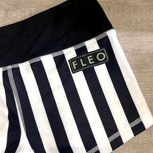 Fleo BEETLEJUICE 🖤🤍💚💜